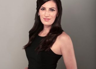 Rosanna Perrone Becomes the First Graduate of SSM’s DBA Cohort 1